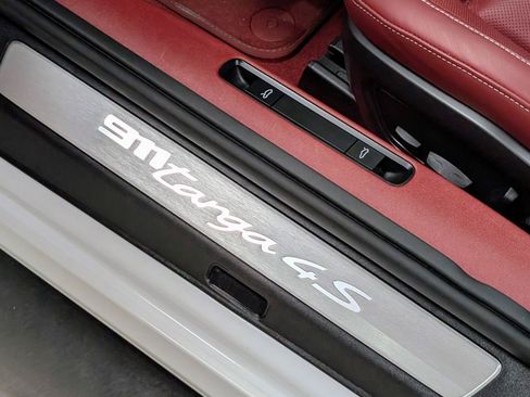 Used 2023 Porsche 911 Targa 4S w/ Premium Package AWD/4WD image 21