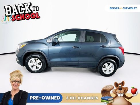 Used 2021 Chevrolet Trax LS w/ Tint and Cruise Package AWD/4WD image 4