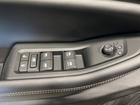 New 2025 Jeep Grand Cherokee Laredo X w/ Luxury Tech Group I image 10