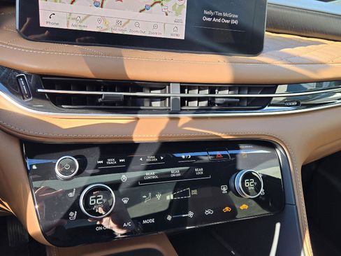 Certified 2025 INFINITI QX60 Autograph w/ Cargo Package image 27