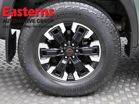 Used 2023 Nissan Frontier PRO-4X AWD/4WD image 31