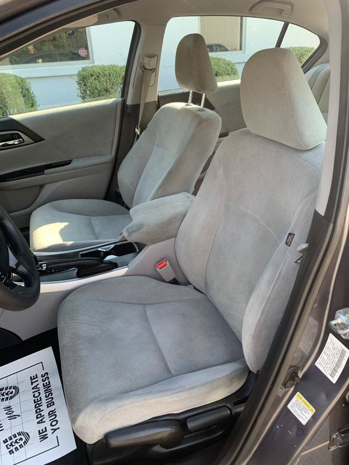 Used 2013 Honda Accord LX image 7
