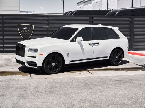 Used 2020 Rolls-Royce Cullinan AWD/4WD image 6
