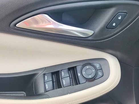 Used 2023 Buick Encore GX Select FWD image 26