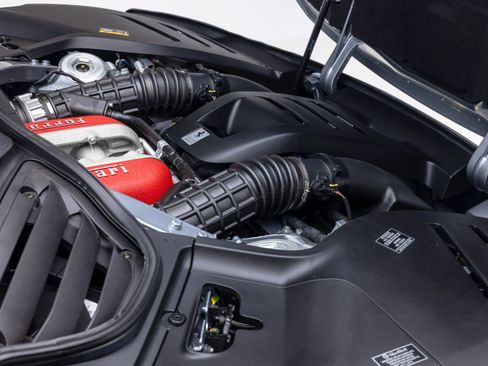 Certified 2025 Ferrari Purosangue AWD/4WD image 31