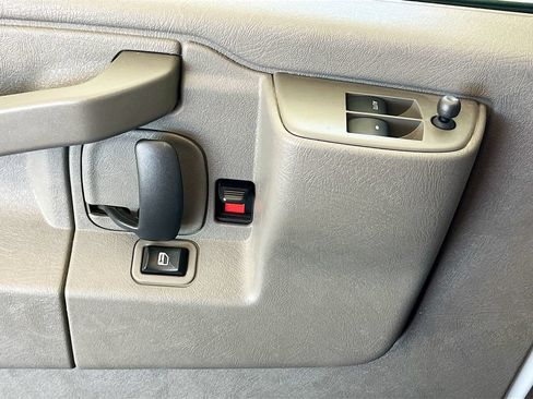 Used 2022 Chevrolet Express 2500 LS w/ Driver Convenience Package RWD image 16