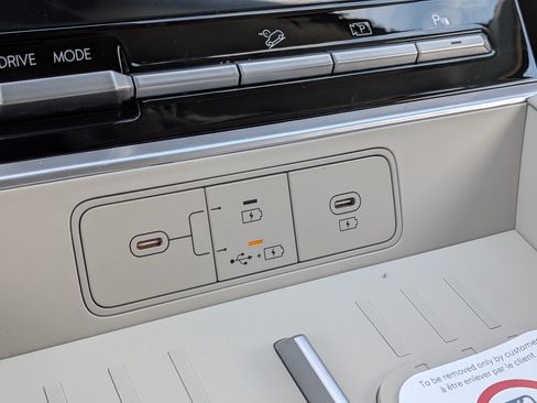 New 2026 Hyundai Santa Fe SEL FWD image 25