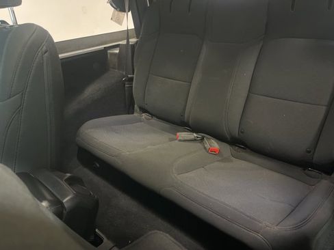 Used 2022 Jeep Wrangler Sport image 28