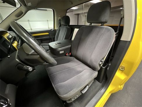 Used 2004 Dodge Ram 1500 Truck SLT w/ Sport Appearance Group image 16