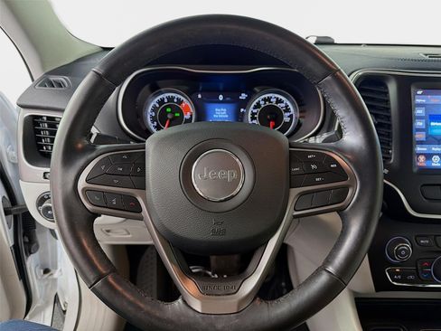 Used 2021 Jeep Cherokee Latitude Lux w/ Sun & Sound Group FWD image 13