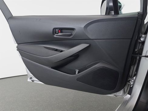 Used 2024 Toyota Corolla LE image 27