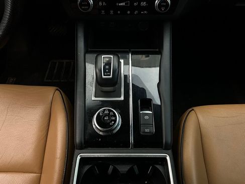 Used 2022 Mitsubishi Outlander SE image 15