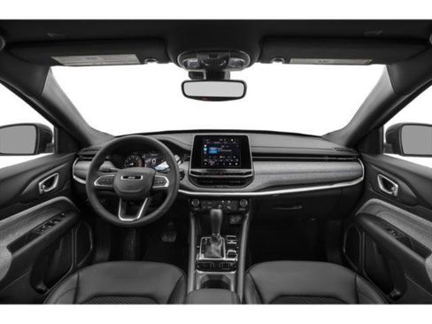 Certified 2025 Jeep Compass Limited AWD/4WD image 8