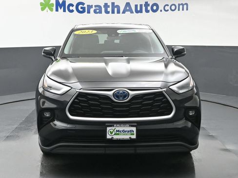 Used 2023 Toyota Highlander LE AWD/4WD image 6