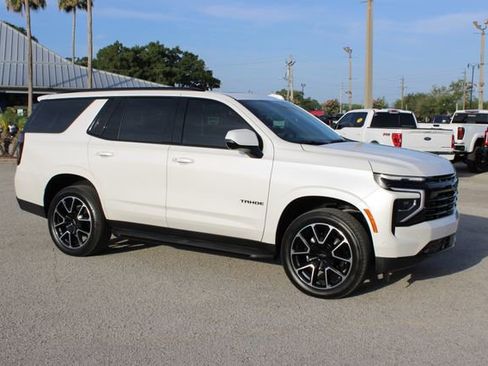 Used 2025 Chevrolet Tahoe RST w/ Comfort Package RWD image 12