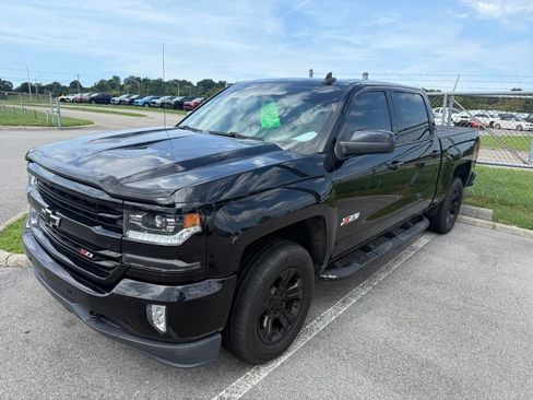 Used 2018 Chevrolet Silverado 1500 LTZ Z71 w/ LTZ Plus Package AWD/4WD image 2