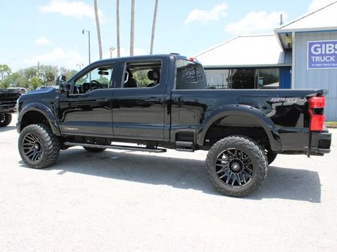 Used 2024 Ford F250 Lariat w/ Lariat Ultimate Package AWD/4WD image 7