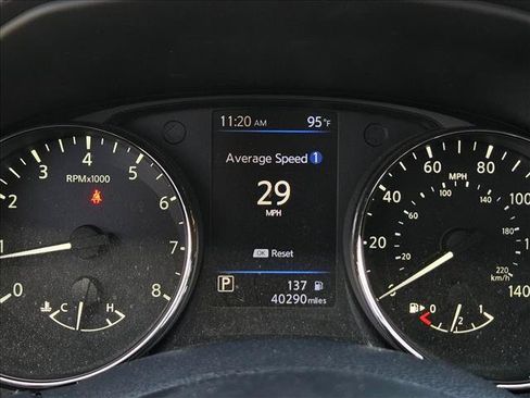 Used 2020 Nissan Rogue SL FWD image 10