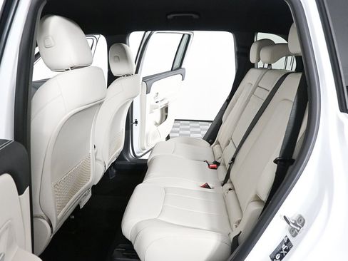 Certified 2025 Mercedes-Benz GLB 250 image 19