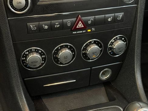 Used 2009 Mercedes-Benz SLK 350 image 19