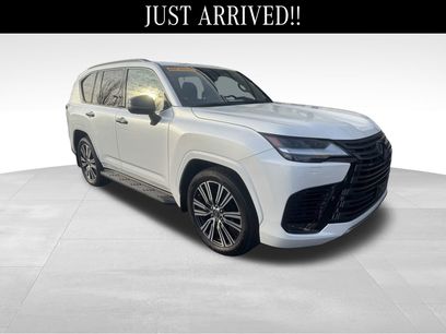 Used 2023 Lexus LX 600 4WD w/ Luxury Package