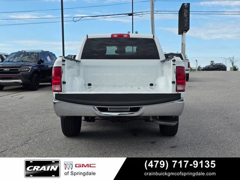 Used 2022 RAM 1500 Tradesman w/ Chrome Plus Package RWD image 7