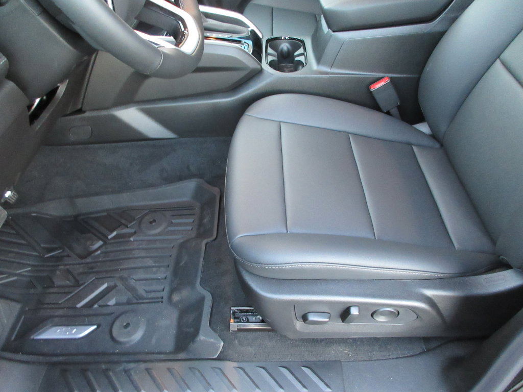 New 2026 Chevrolet Colorado LT w/ LT Convenience Package AWD/4WD image 20