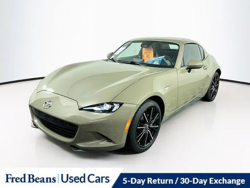 Used 2024 MAZDA MX-5 Miata RF Grand Touring RWD image 3