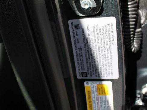 Used 2022 GMC Sierra 2500 Denali AWD/4WD image 17