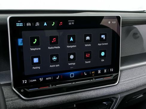 Certified 2025 Volkswagen Tiguan S w/ 18" Wheel Package image 13