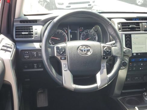 Used 2024 Toyota 4Runner Limited AWD/4WD image 10