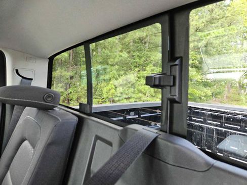 Used 2016 GMC Canyon SLE w/ SLE Convenience Package RWD image 27