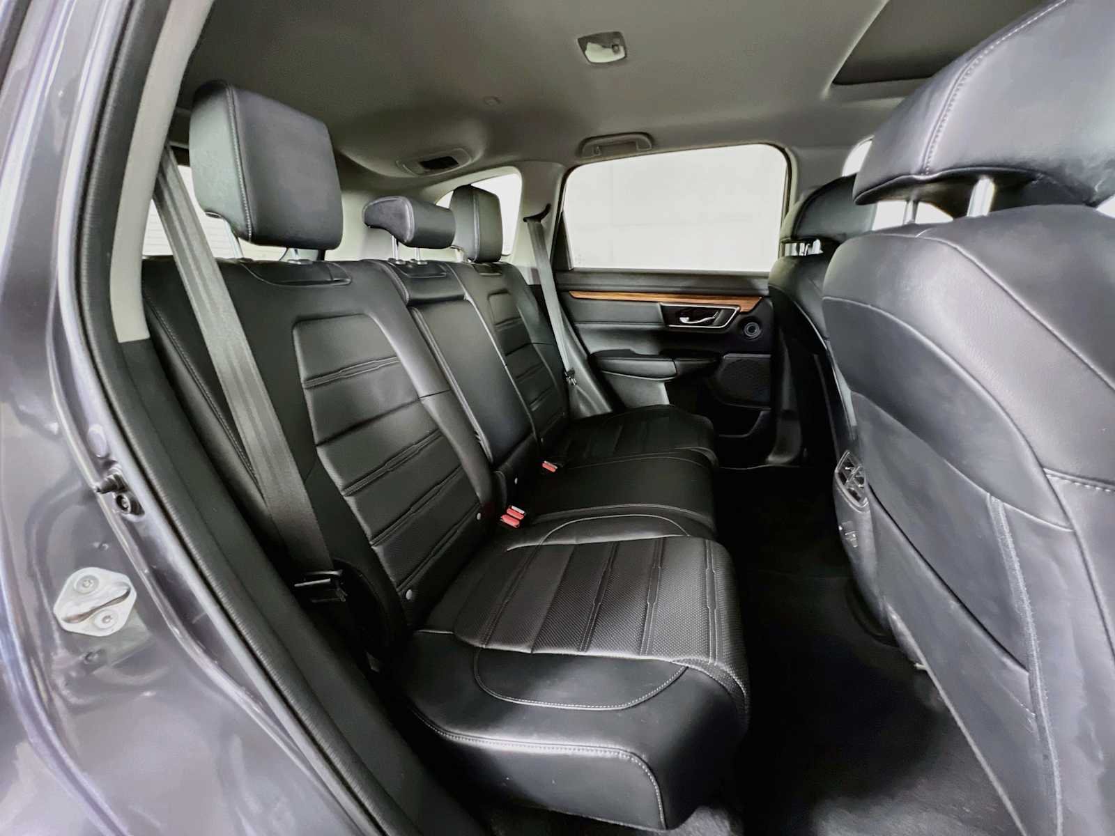 Used 2022 Honda CR-V Touring image 29
