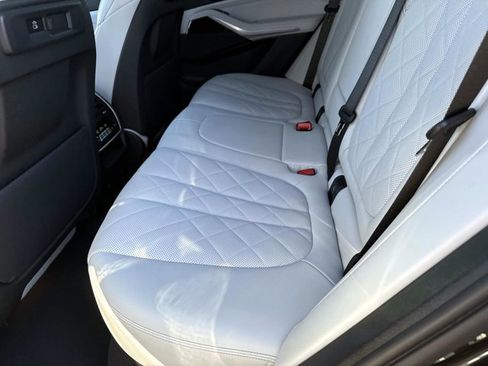 Certified 2023 BMW X5 xDrive40i w/ Premium Package image 14