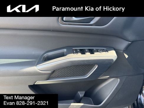 Used 2025 Nissan Pathfinder Rock Creek AWD/4WD image 14
