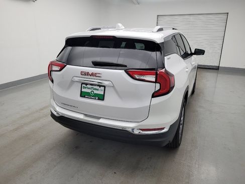 Used 2023 GMC Terrain SLT w/ Tech Package FWD image 7