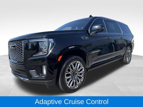 Used 2023 GMC Yukon XL Denali Ultimate AWD/4WD image 5