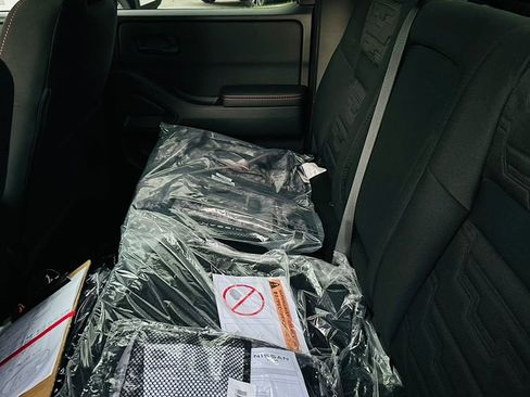New 2026 Nissan Frontier PRO-4X w/ Pro-4x Convenience Package AWD/4WD image 29