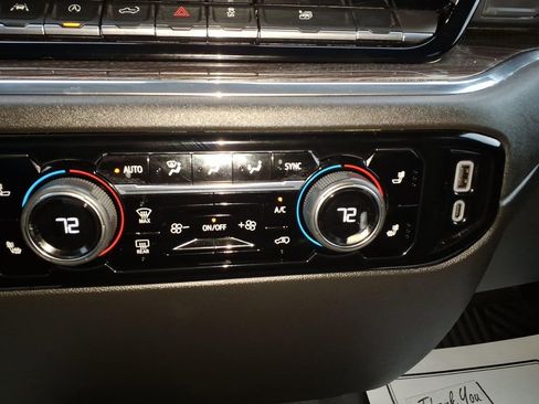 Used 2024 Chevrolet Silverado 1500 LT image 23