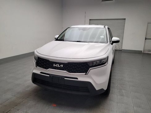 Used 2022 Kia Sorento LX FWD image 15