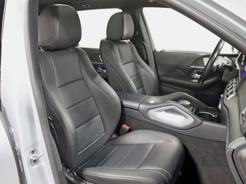 Used 2022 Mercedes-Benz GLS 450 4MATIC w/ AMG Line Exterior image 33