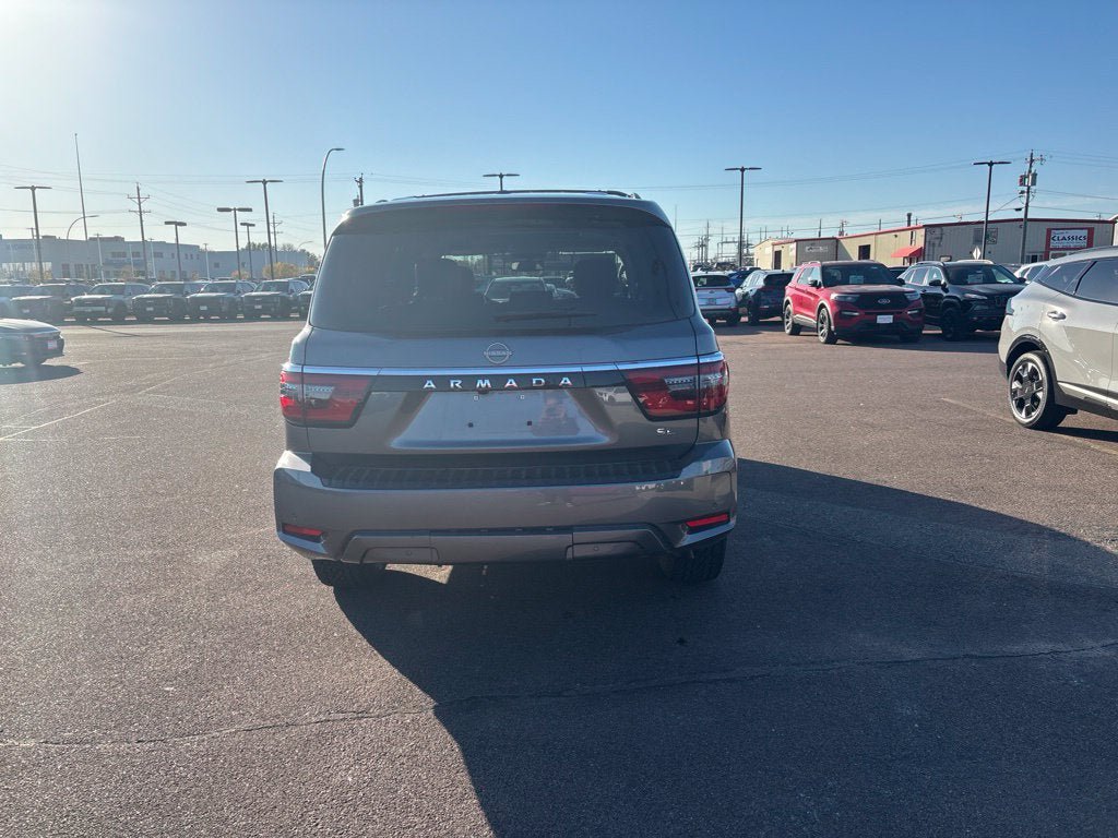 Used 2023 Nissan Armada SL w/ Cargo Package AWD/4WD image 6
