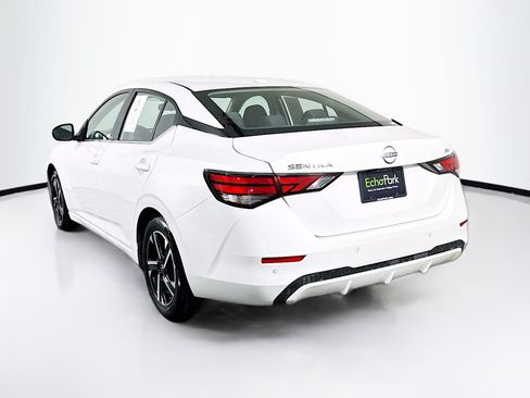 Used 2024 Nissan Sentra SV FWD image 5
