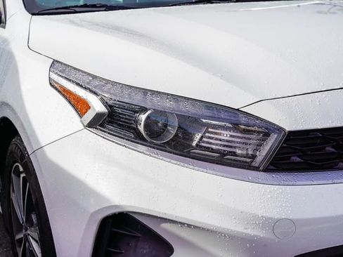 Certified 2023 Kia Forte LXS w/ LXS Technology Package image 3