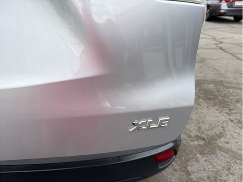 Used 2015 Toyota Highlander XLE FWD image 15