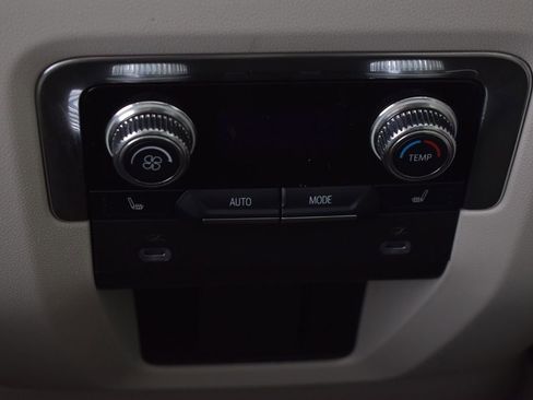 Used 2022 GMC Yukon Denali w/ Max Trailering Package image 33