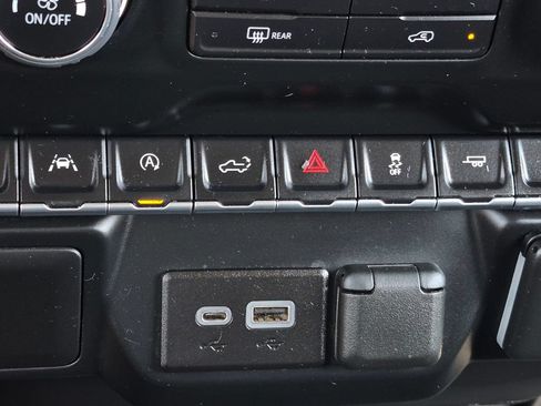Used 2022 Chevrolet Silverado 1500 Custom RWD image 21