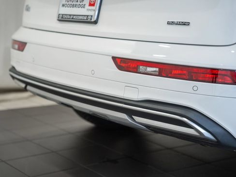 Used 2023 Audi Q5 2.0T Premium Plus w/ Premium Plus Package AWD/4WD image 8