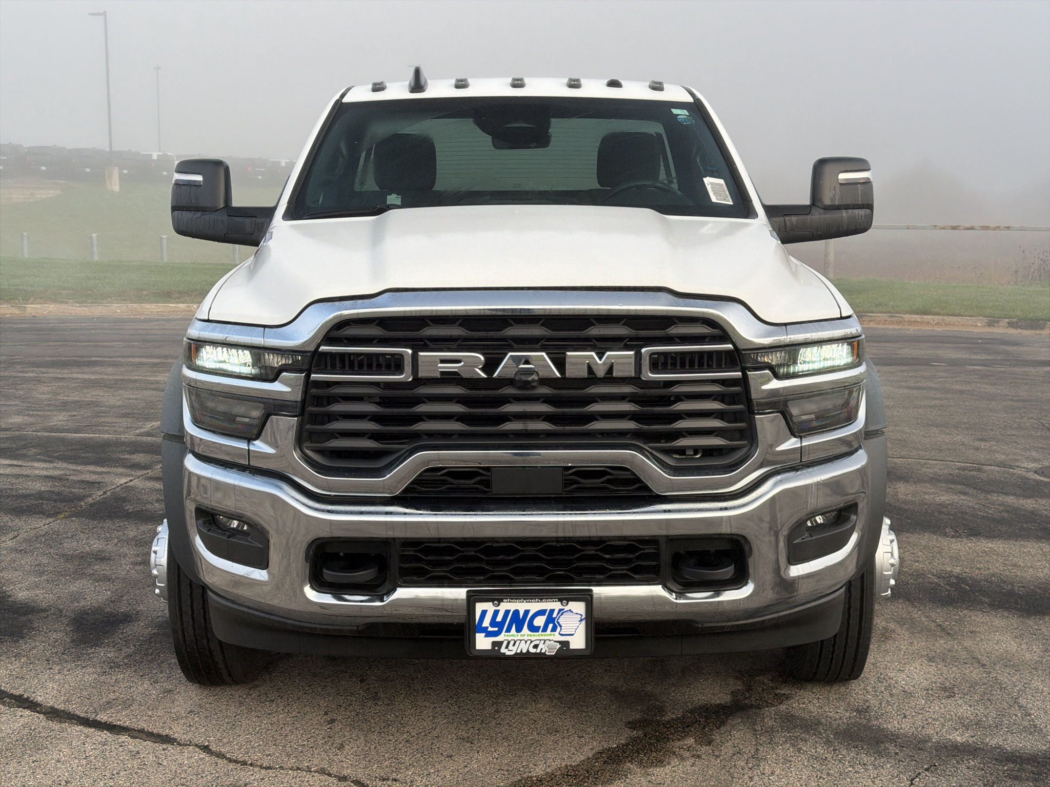 New 2027 RAM 5500 Tradesman w/ Chrome Appearance Group AWD/4WD image 7