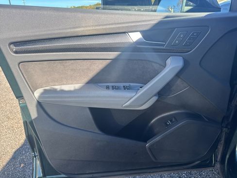 Used 2019 Audi SQ5 Premium Plus w/ Premium Plus Package image 21
